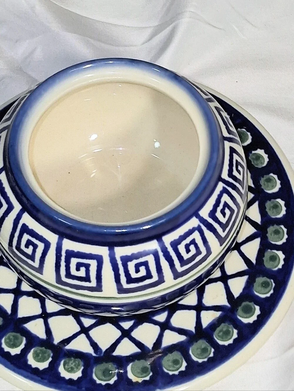 Set Of 2 Cobalt Blue Boleslawiec Saucers with Matching Creamer and Sugar Bowl - Picture 7 of 9